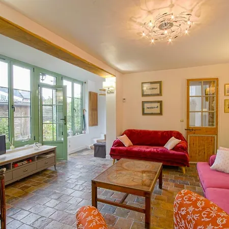 Luckey Homes - Rue Varin *